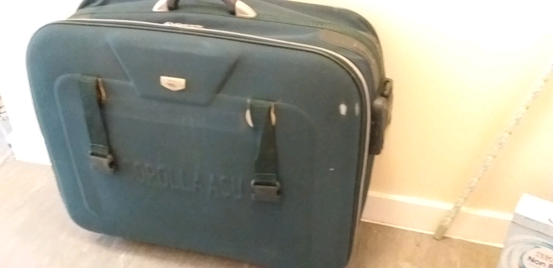 suitcase for sale gumtree